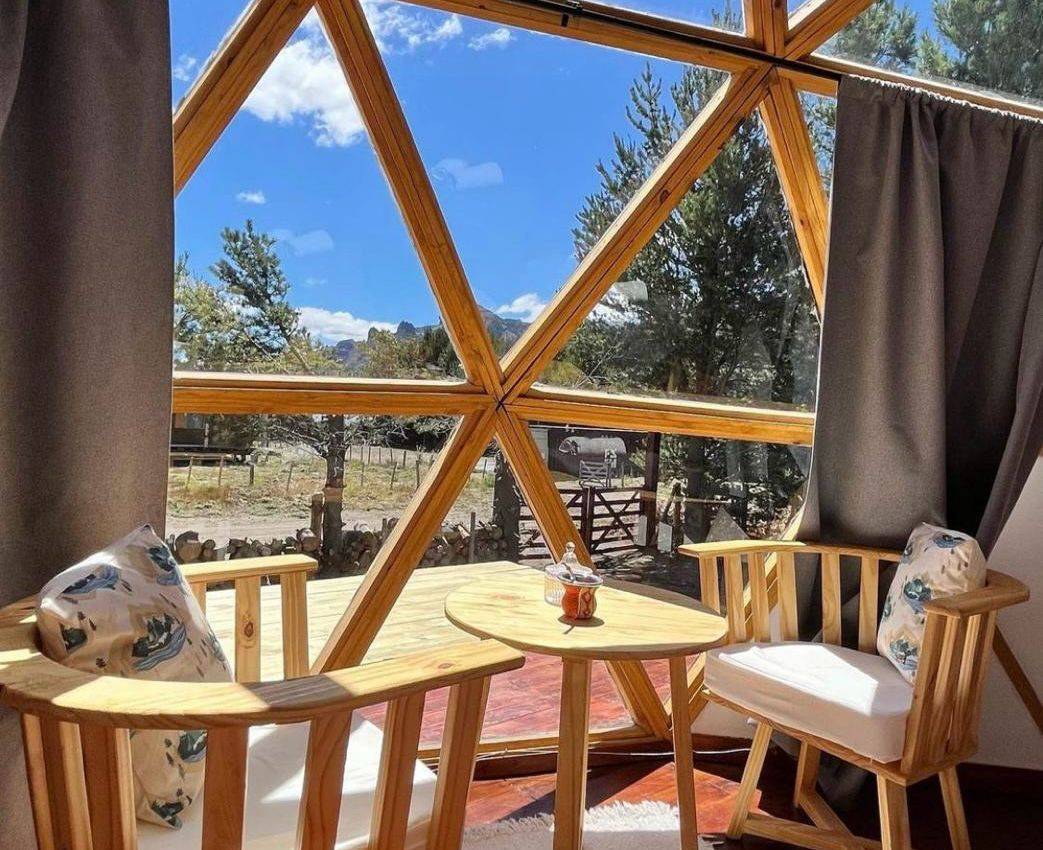Complejo Turístico Venta Villa Lago Meliquina, San Martín De Los Andes, Patagonia Argentina