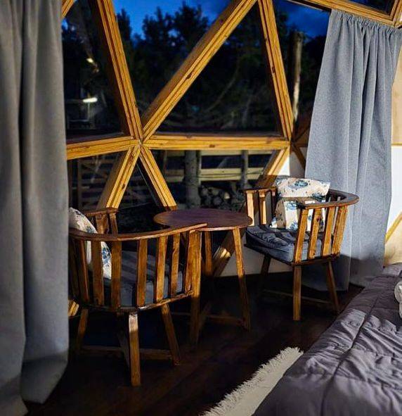 Complejo Turístico Venta Villa Lago Meliquina, San Martín De Los Andes, Patagonia Argentina