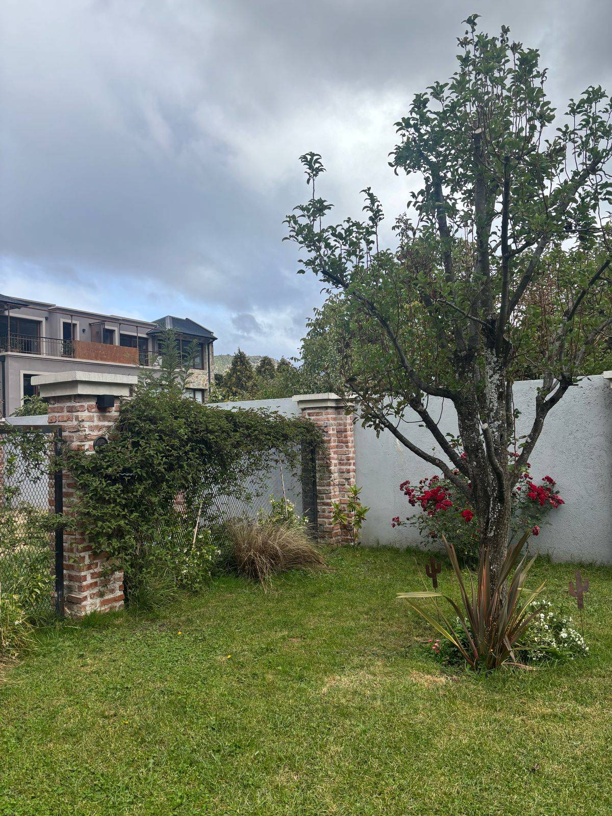 Departamento En Edificio Syrah Con Patio En San Martín De Los Andes
