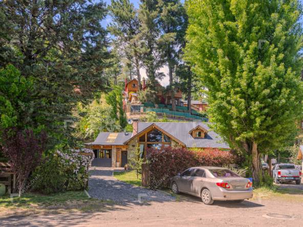 Casa En Venta En Barrio Sigrand San Martín De Los Andes 4 Dormitorios 3 Baños Y Quincho