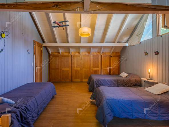 Casa En Venta En Barrio Sigrand San Martín De Los Andes 4 Dormitorios 3 Baños Y Quincho