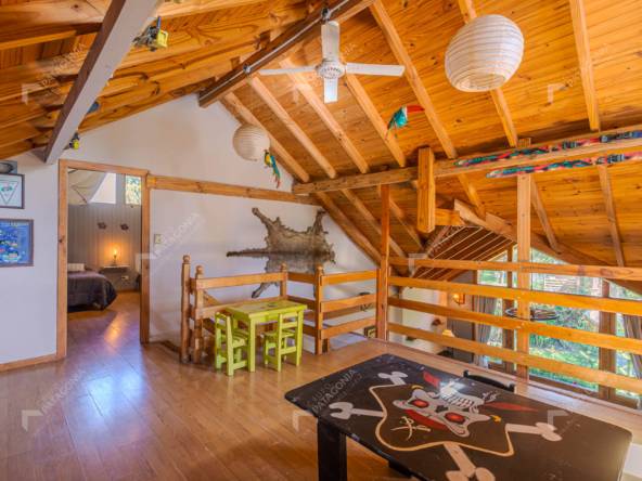 Casa En Venta En Barrio Sigrand San Martín De Los Andes 4 Dormitorios 3 Baños Y Quincho