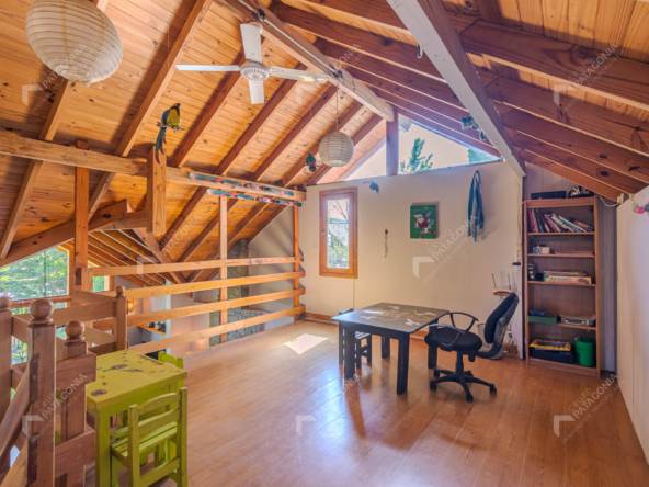 Casa En Venta En Barrio Sigrand San Martín De Los Andes 4 Dormitorios 3 Baños Y Quincho