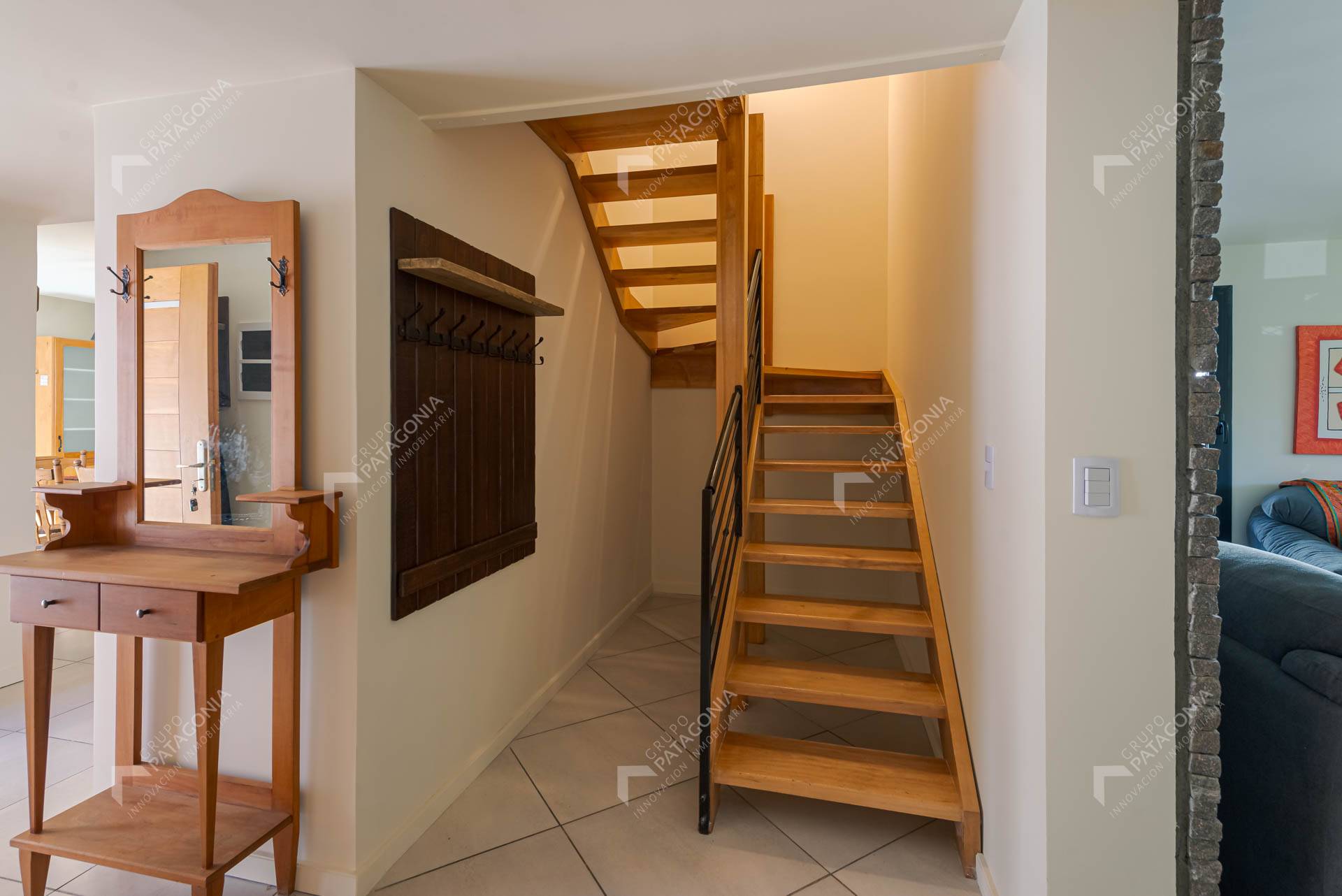 Casa En Venta En San Martín De Los Andes A 300 Metros De La Costanera Del Lago Lacar
