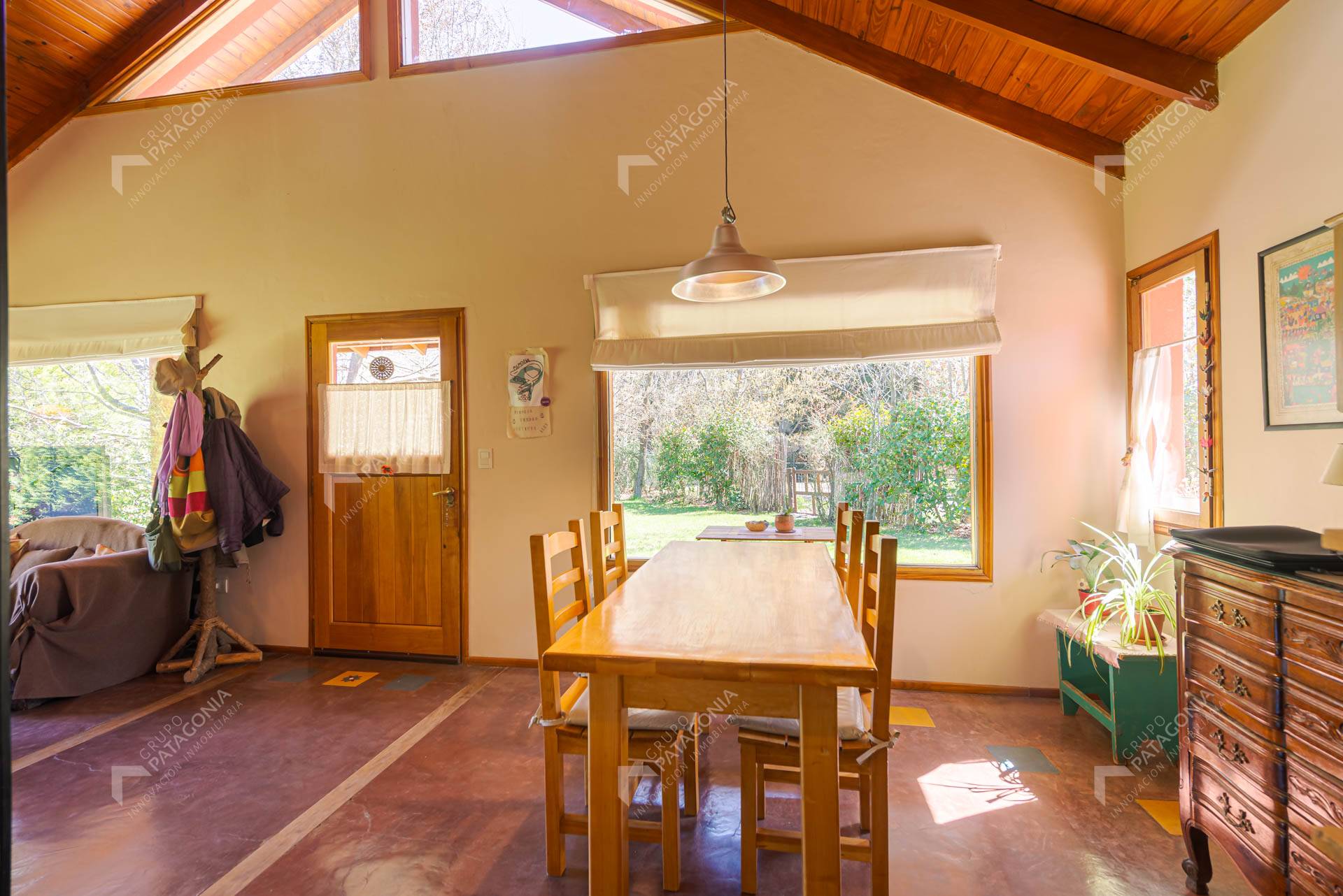 casa mas cabaña secundaria en venta en barrio ruca hue san martin de los andes