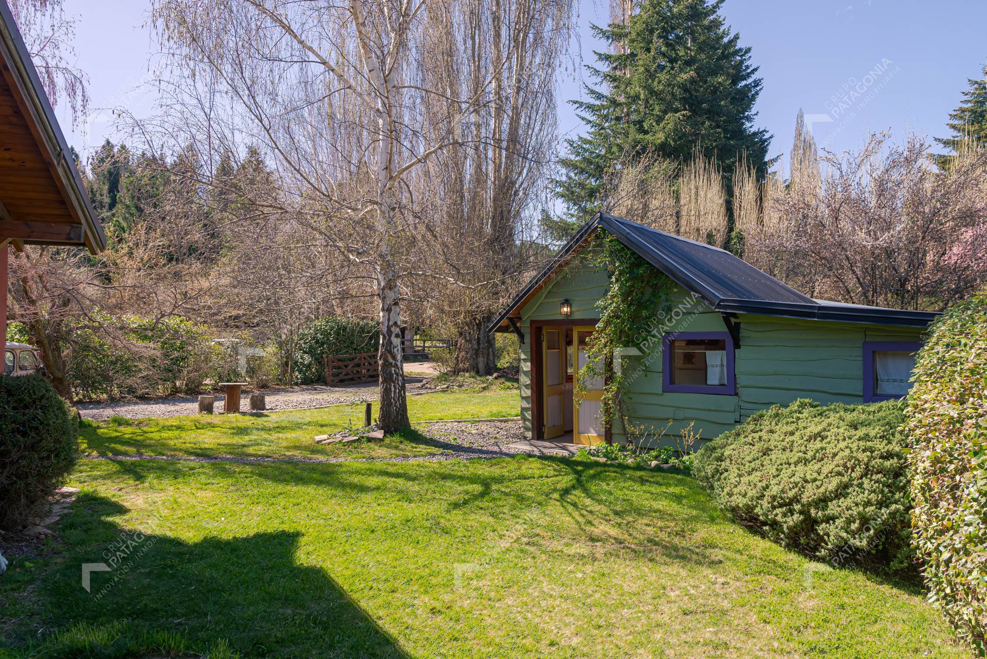 casa mas cabaña secundaria en venta en barrio ruca hue san martin de los andes