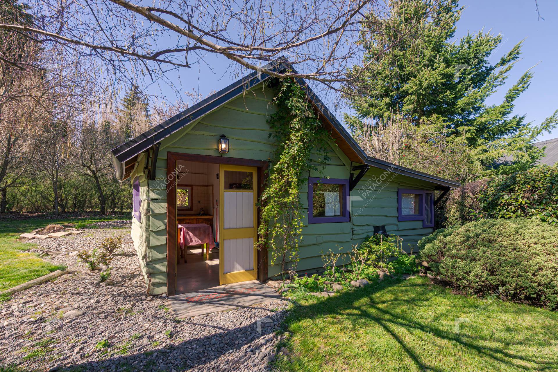 casa mas cabaña secundaria en venta en barrio ruca hue san martin de los andes