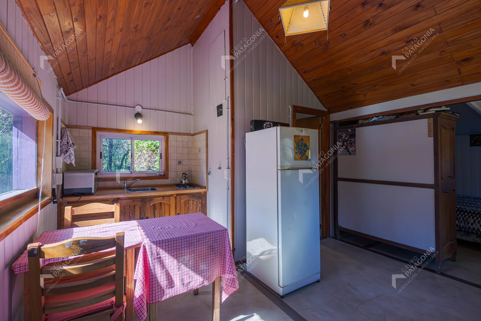 casa mas cabaña secundaria en venta en barrio ruca hue san martin de los andes