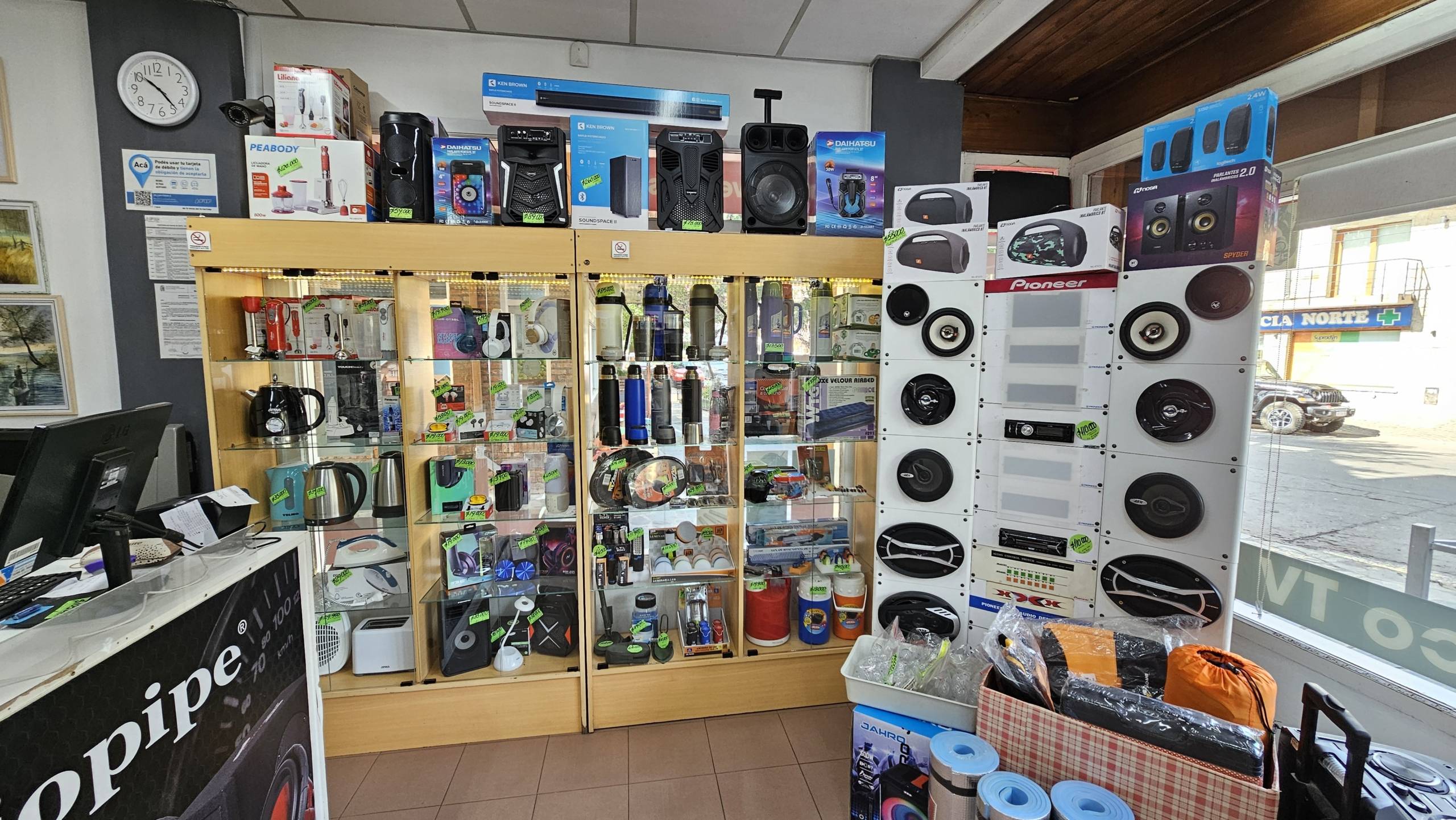 fondo de comercio electrónica en venta en san martin de los andes