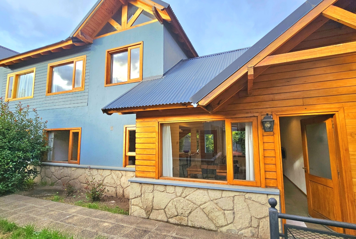 Hermosa cabaña/dúplex 3/4 AMB en PH en venta en barrio La Cascada san Martin De Los Andes!!