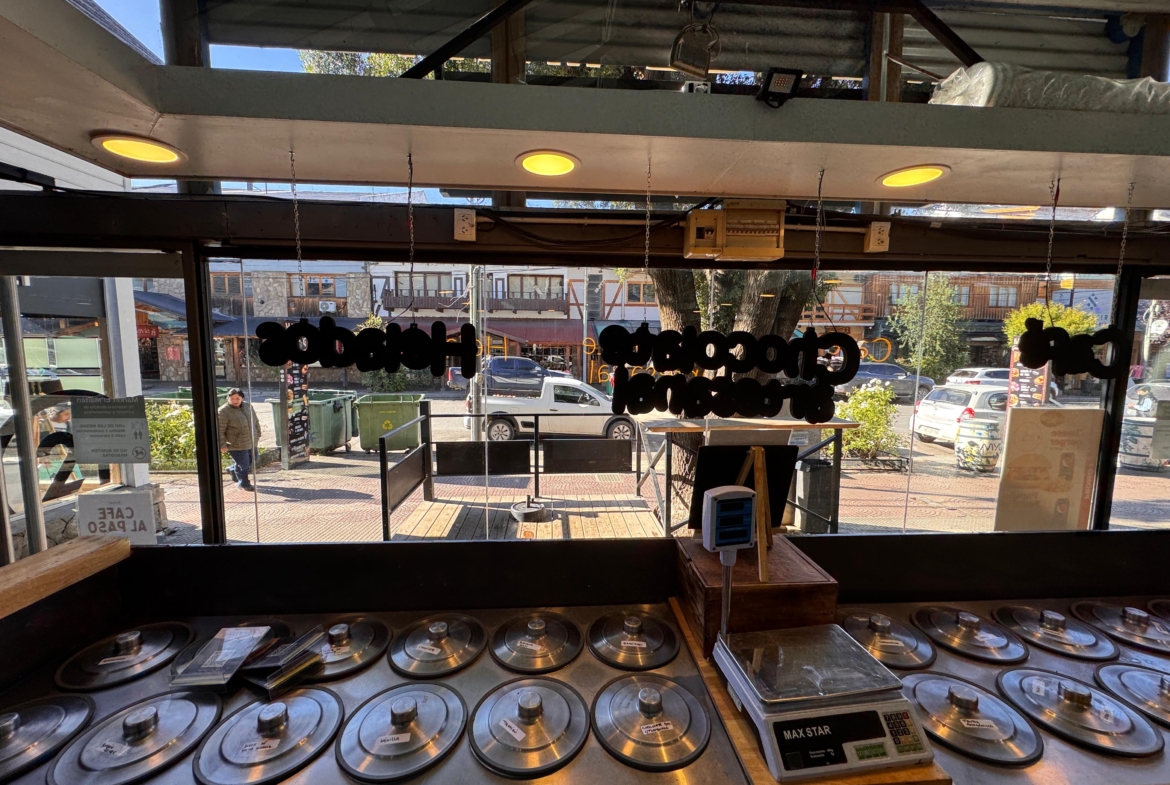 fondo de comercio negocio en venta en pleno centro de san martin de los andes neuquen patagonia argentina