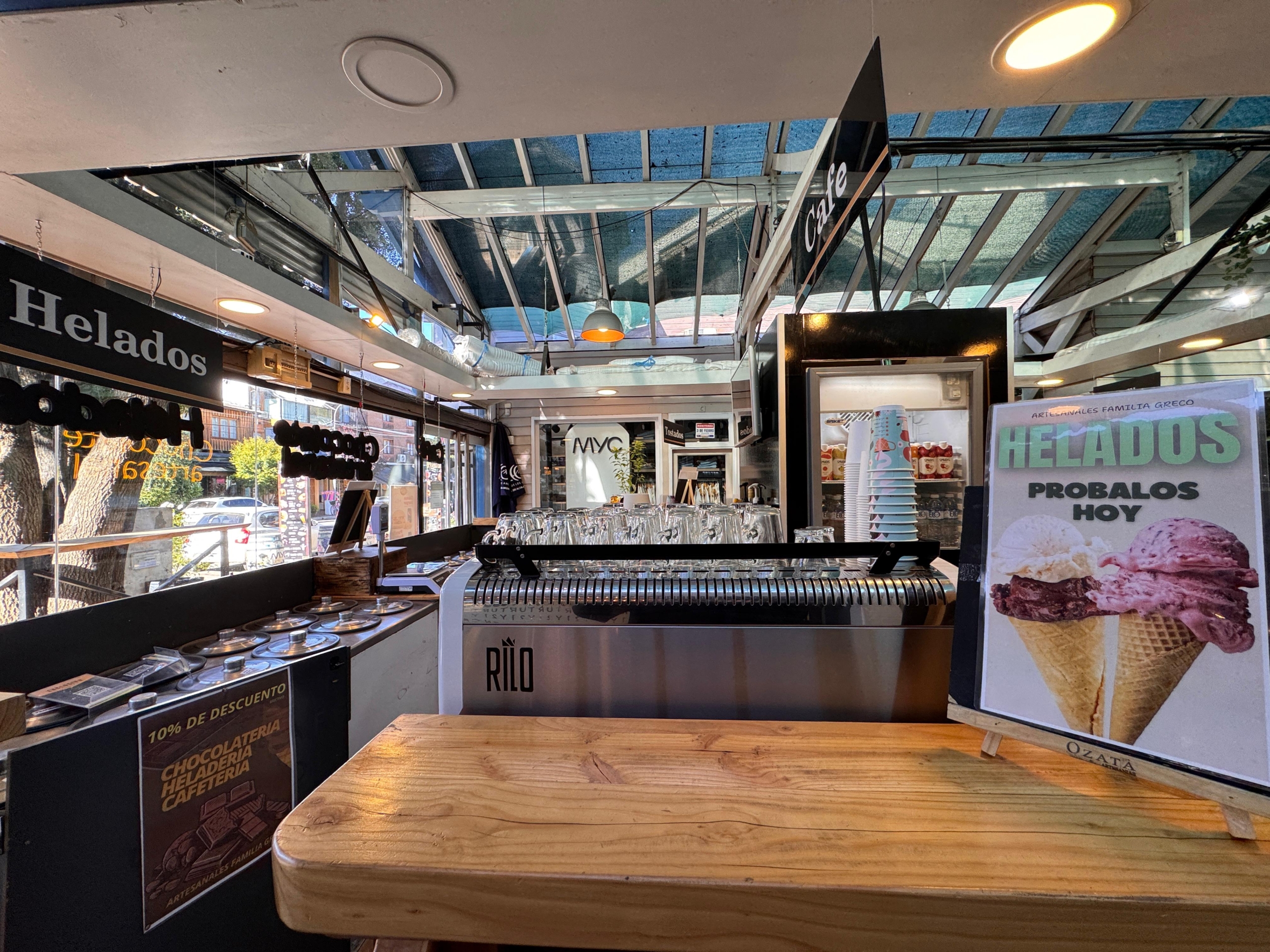 fondo de comercio negocio en venta en pleno centro de san martin de los andes neuquen patagonia argentina