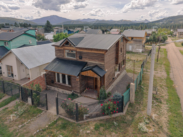 Casa en venta APTO CREDITO  en Barrio Valle Alto san Martin De los Andes!!