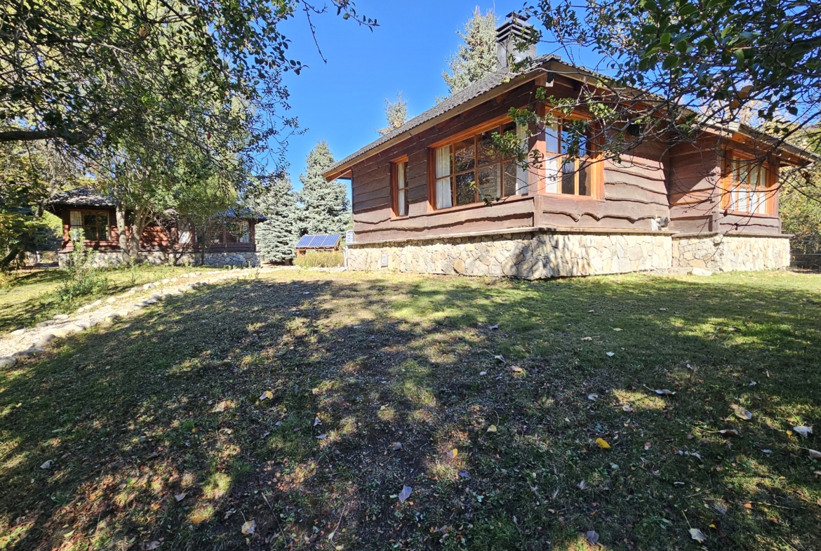 Venta complejo de dos cabañas en venta en  Villa Meliquina Patagonia Argentina!!!
