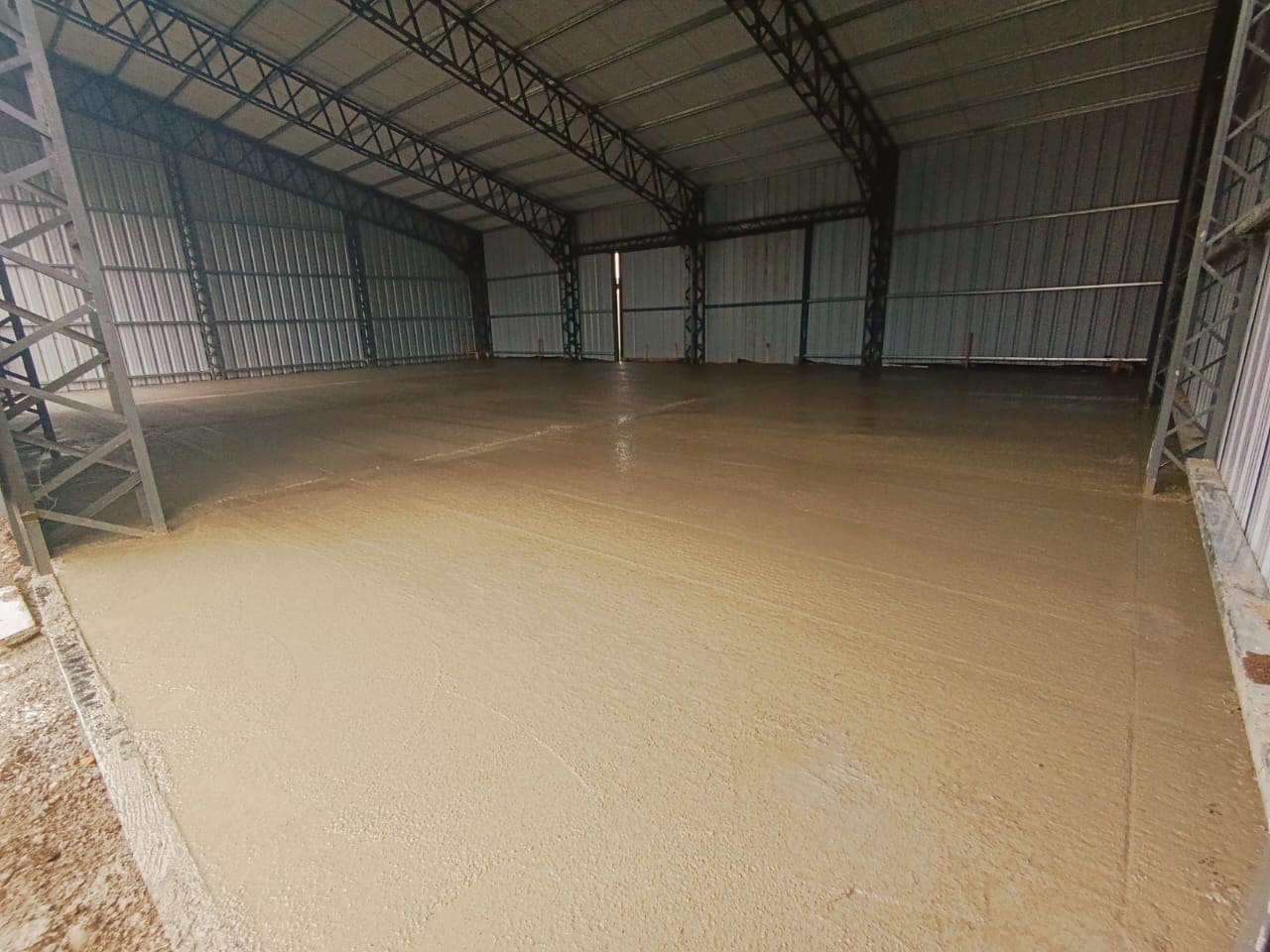 galpon deposito de 200 m2 en alquiler en barrio coirones san martin de los andes neuquen patagonia argentina