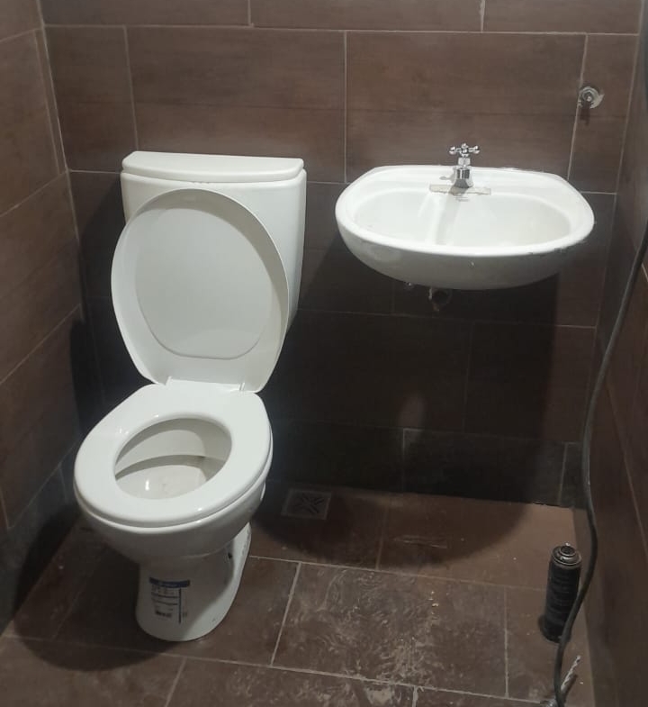 galpon deposito de 200 m2 en alquiler en barrio coirones san martin de los andes neuquen patagonia argentina
