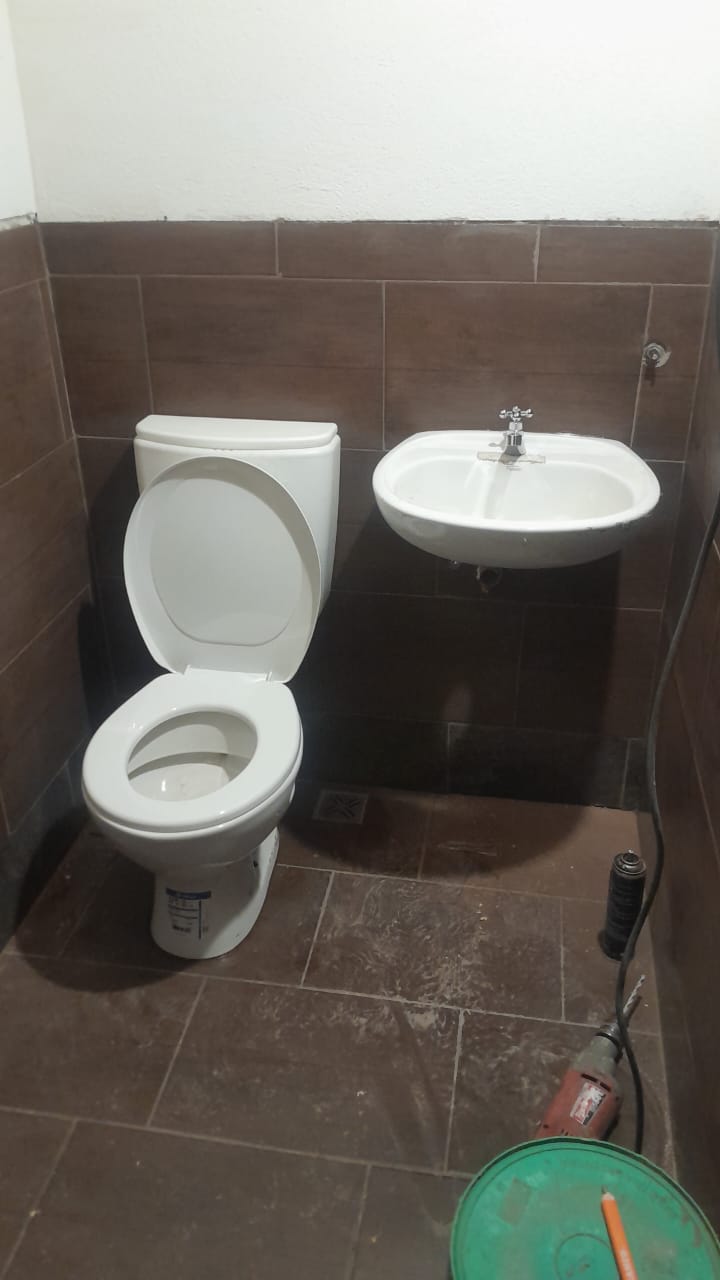 galpon deposito de 200 m2 en alquiler en barrio coirones san martin de los andes neuquen patagonia argentina