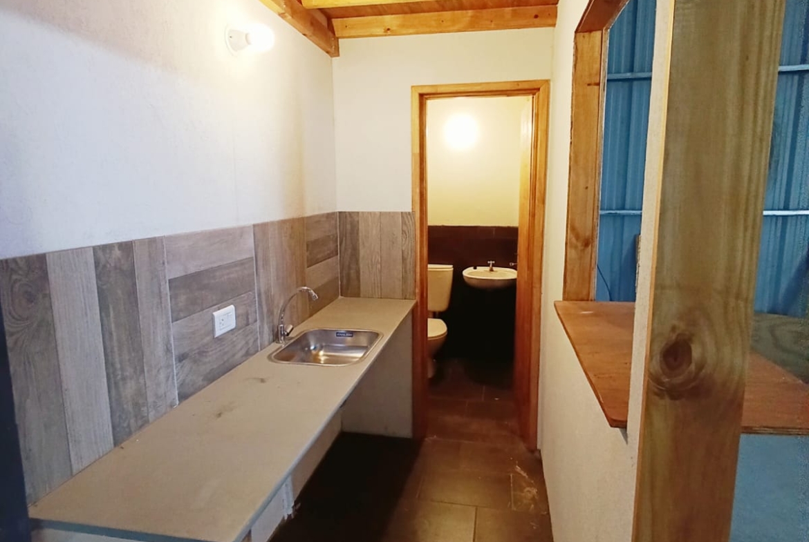 galpon deposito de 200 m2 en alquiler en barrio coirones san martin de los andes neuquen patagonia argentina
