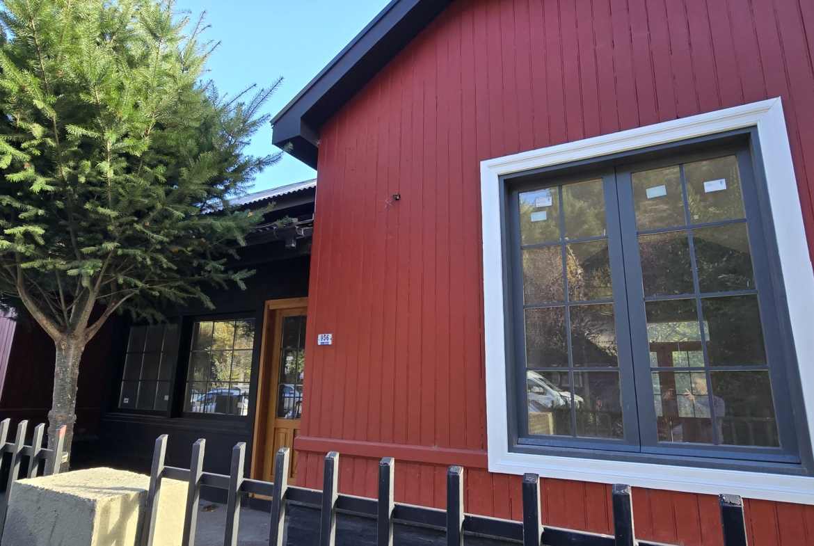 casa historica local comercial en alquiler en zona centro de san martin de los andes neuquen patagonia argentina