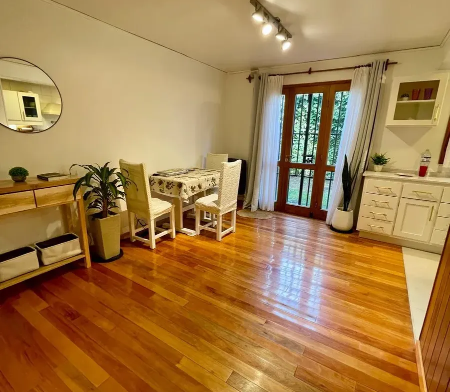 Departamento 2 amb con patio en venta en el centro de San Martin de Los Andes!!