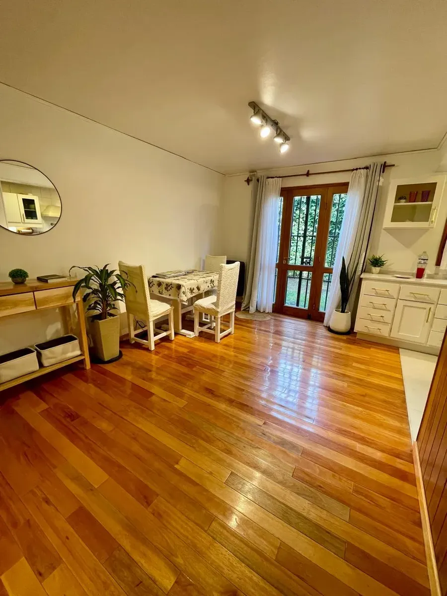 Departamento 2 amb con patio en venta en el centro de San Martin de Los Andes!!