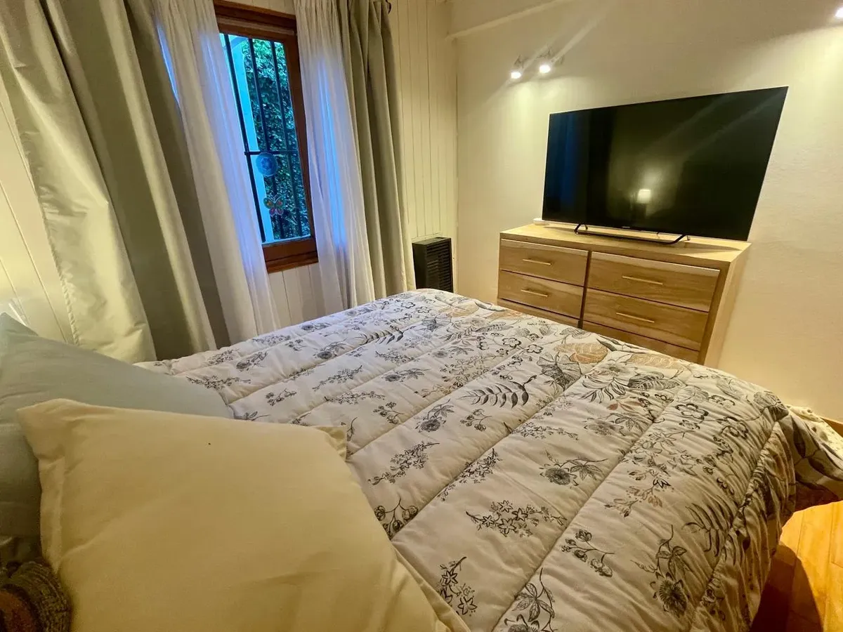 Departamento 2 amb con patio en venta en el centro de San Martin de Los Andes!!