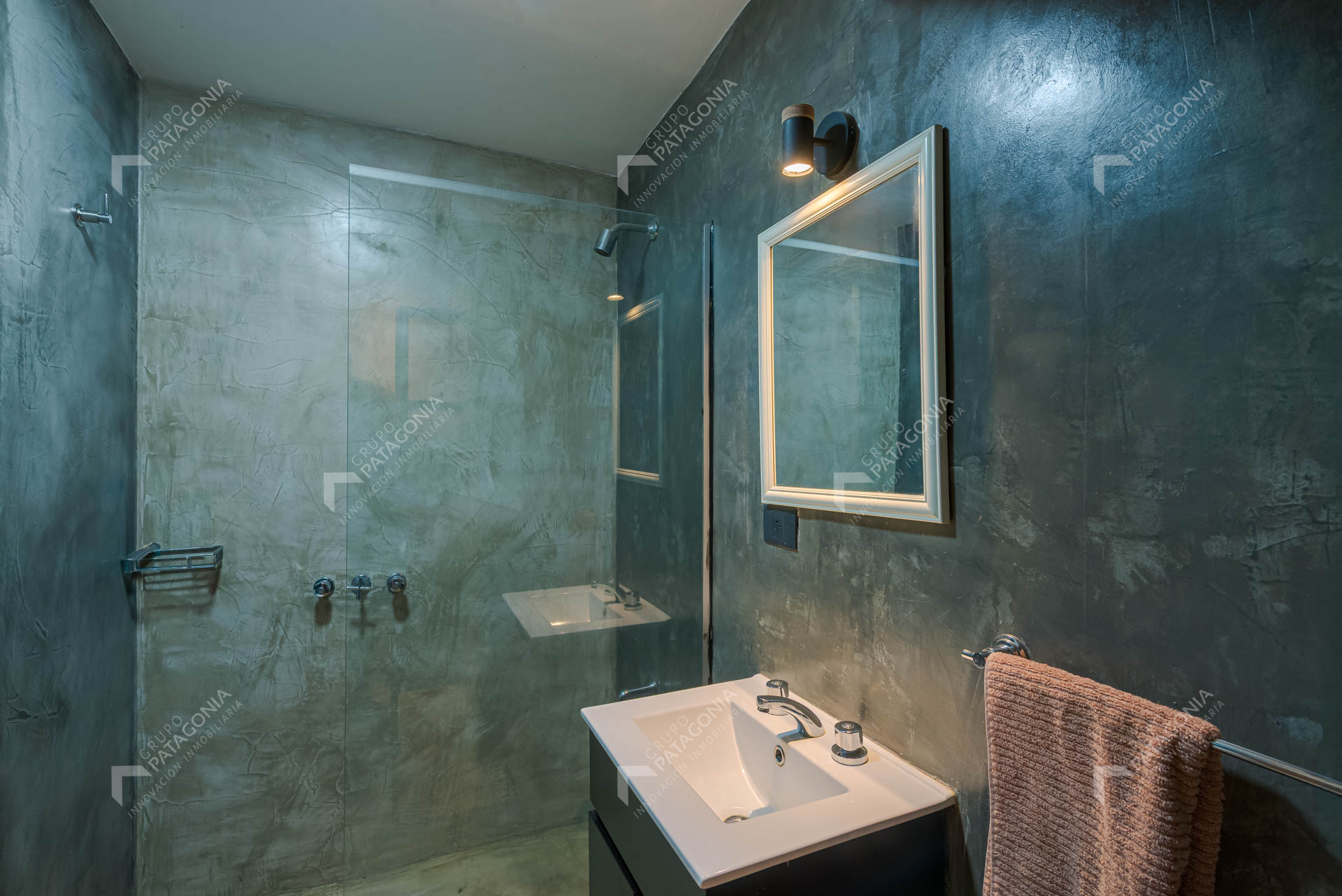 16 baño completo planta baja alihuen alto