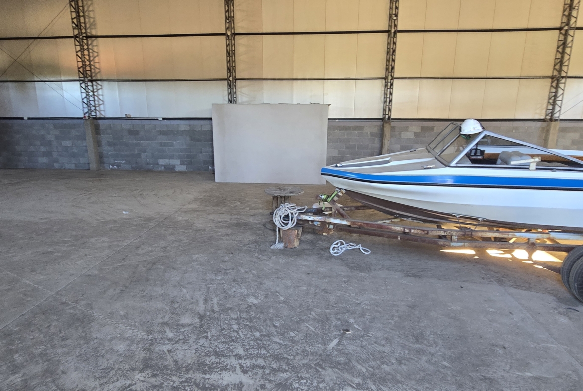 galpon deposito en alquiler ideal logistica sobre ruta 40 en el ingreso a san martin de los andes neuquen patagonia argentina