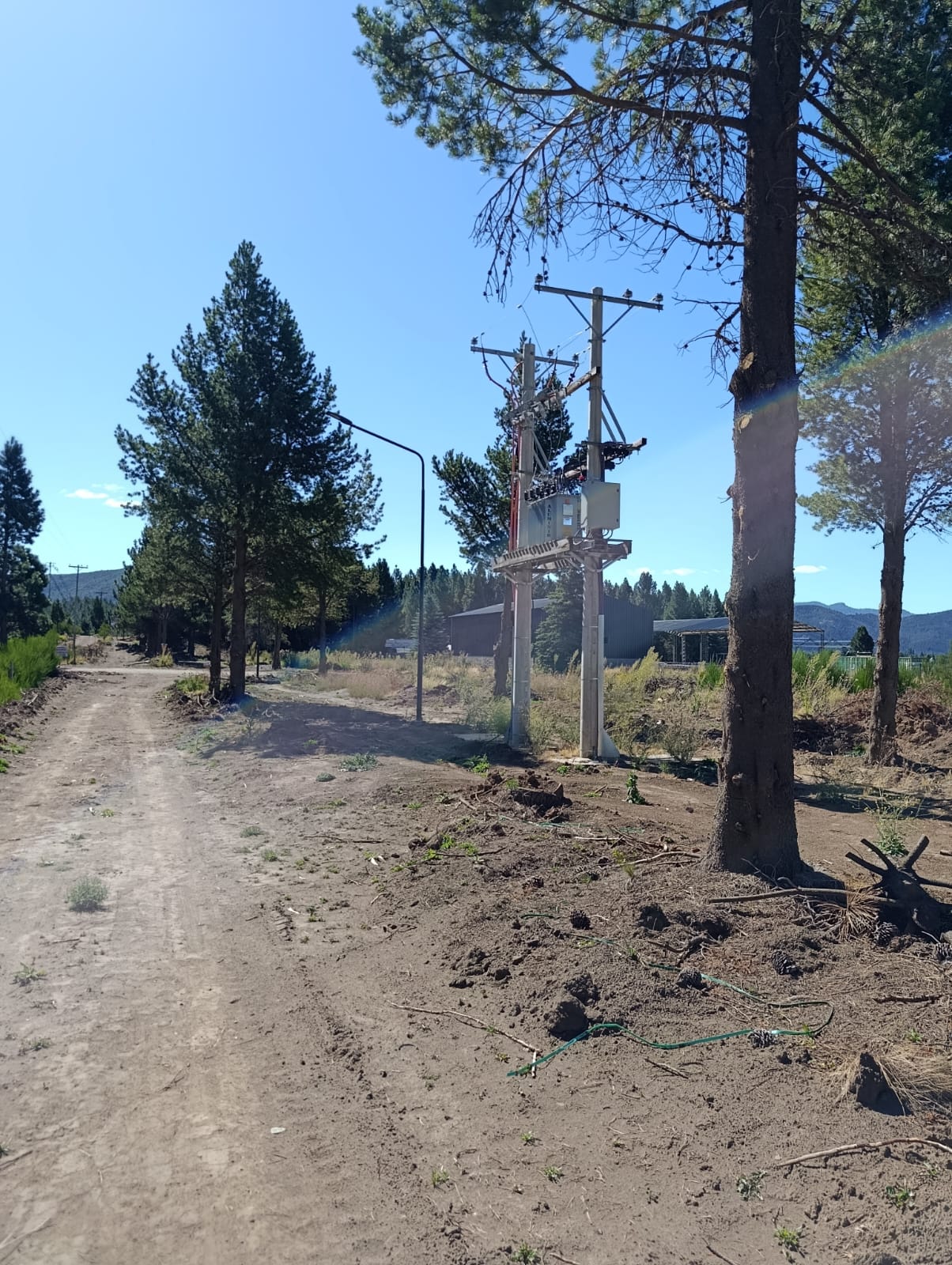 galpon deposito en alquiler ideal logistica sobre ruta 40 en el ingreso a san martin de los andes neuquen patagonia argentina